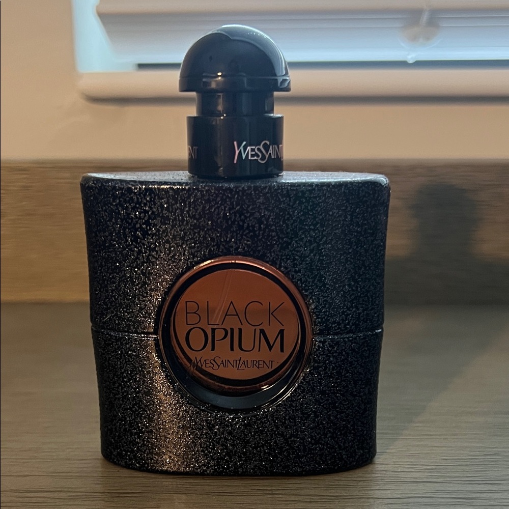 Yves Saint Laurent Black Opium Glittery Bottle Perfume